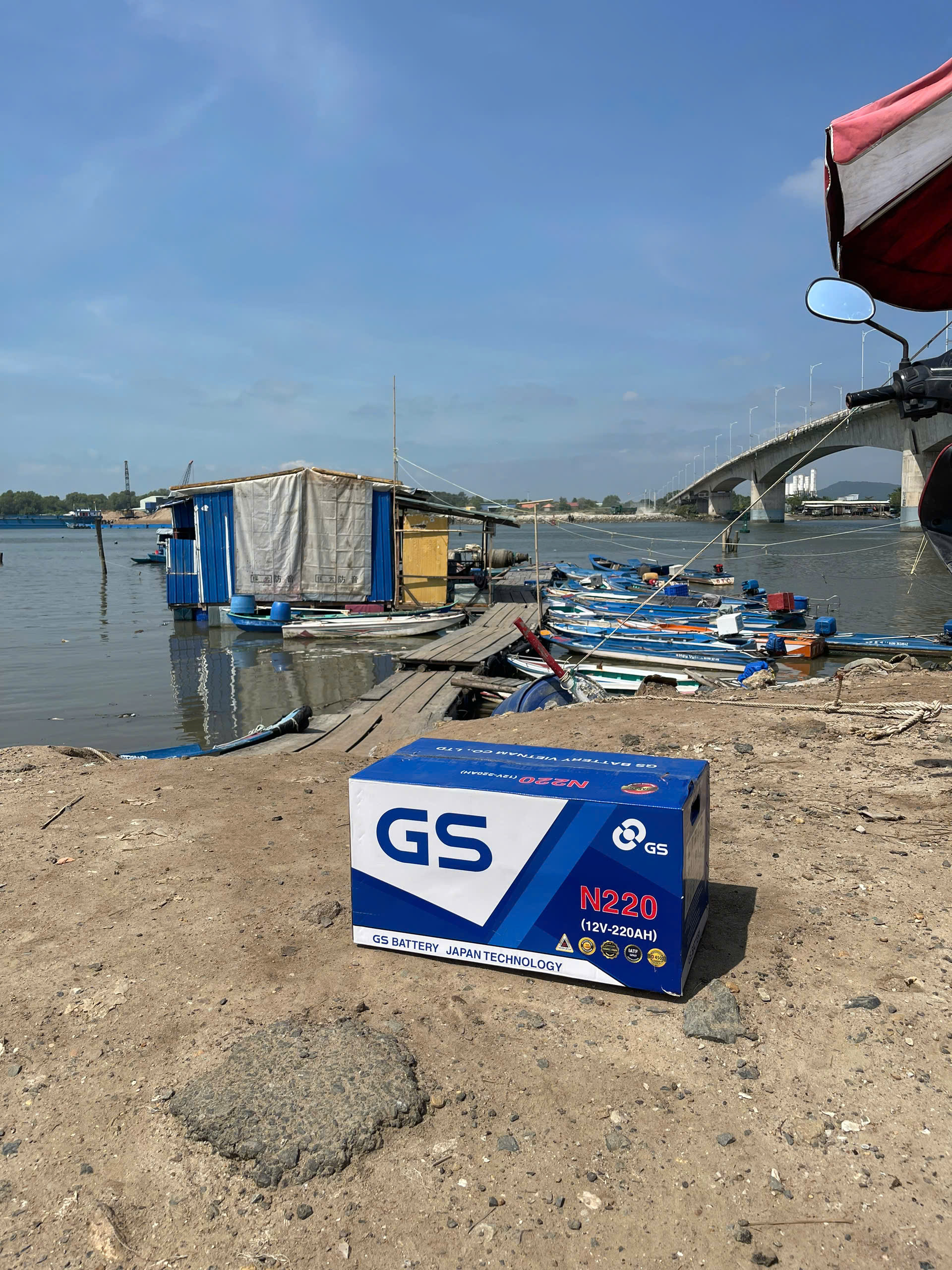 Bình nước GS N220 chuyên dùng cho tàu bè giao hàng Long Sơn